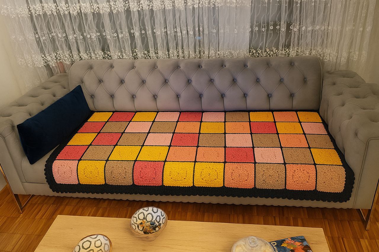 Jeté de canapé en crochet fait main – Couleurs chaudes